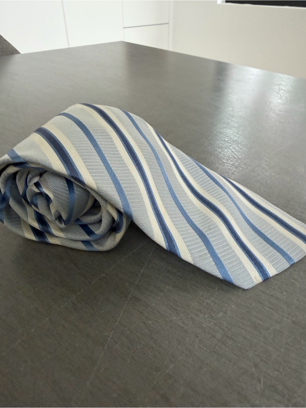 Hugo Boss Light Blue and White Diagonal Stripe Tie